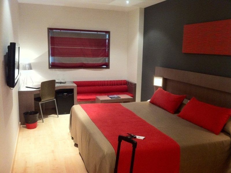 Hotel By Pierre & Granada