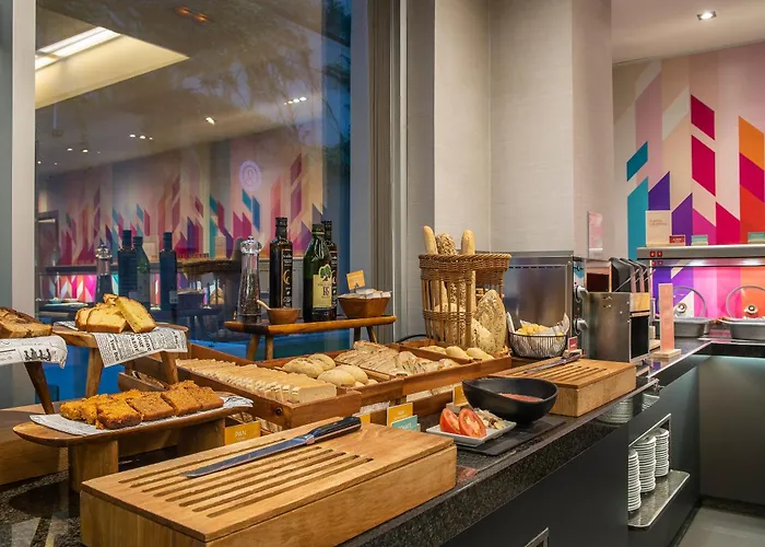 Hotel Granada By Pierre & Vacances