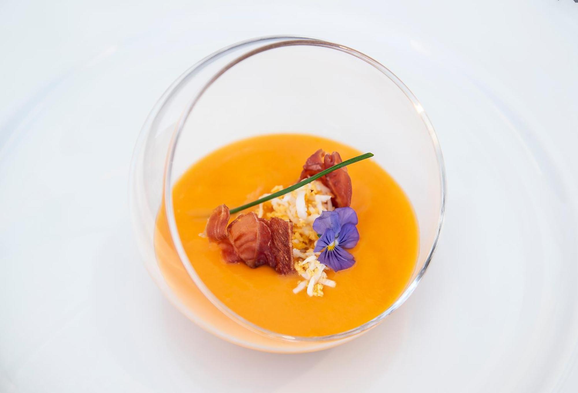 By Pierre & 4* Granada